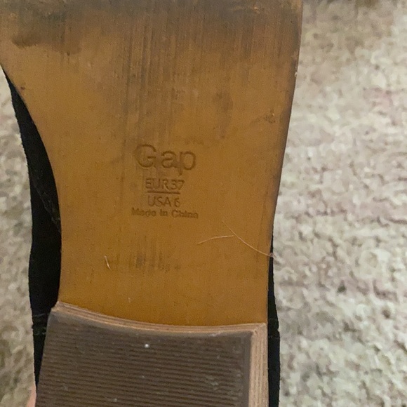 Black suede GAP Chelsea ankle boots - Picture 5 of 6